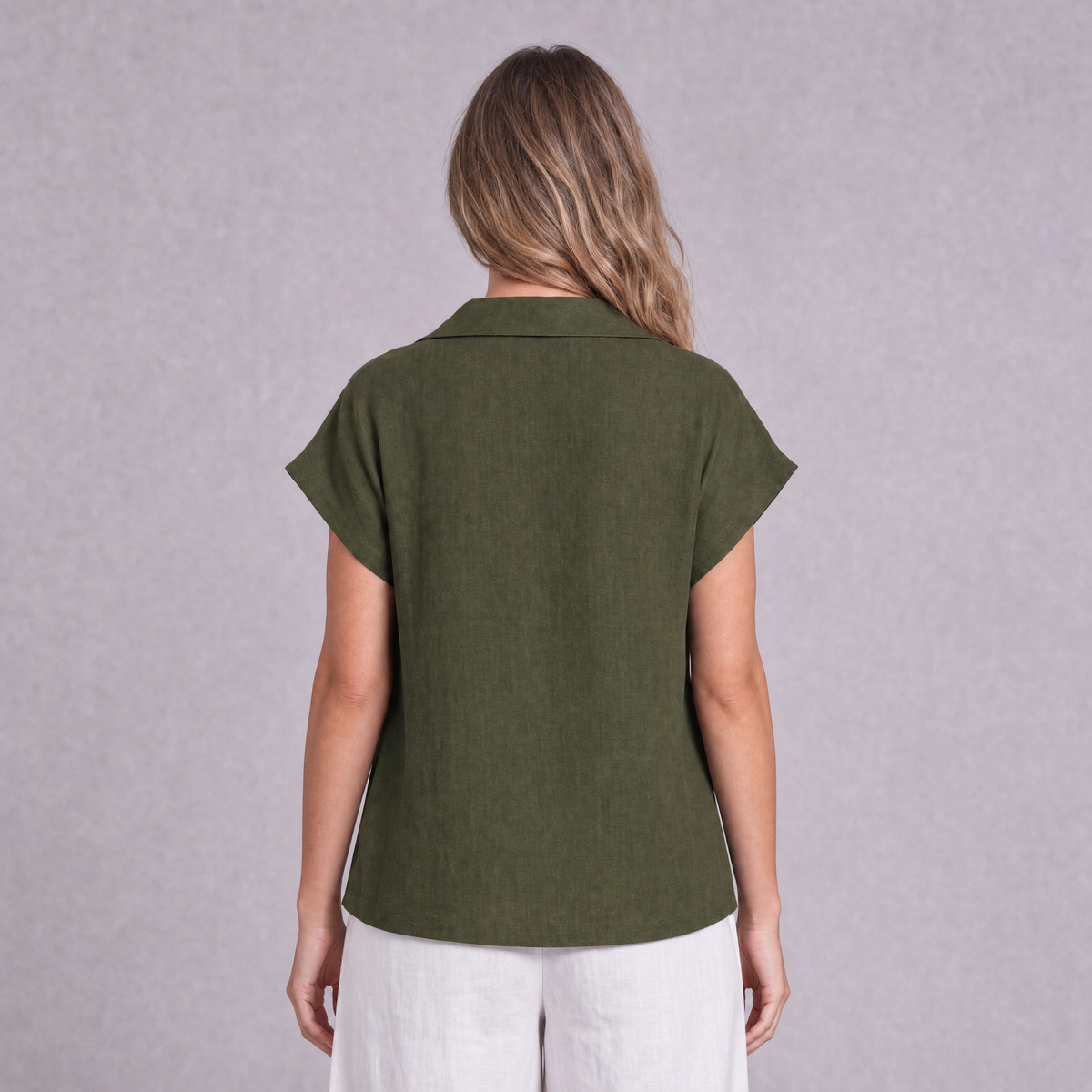 Linen Collared V-Neck Top in Moss Green, Ratń Swamini
