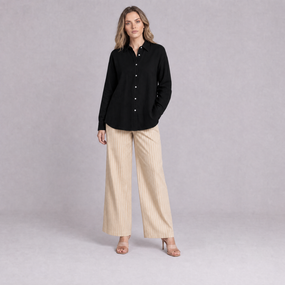 Linen Classic Shirt in Black, Ratń Swamini