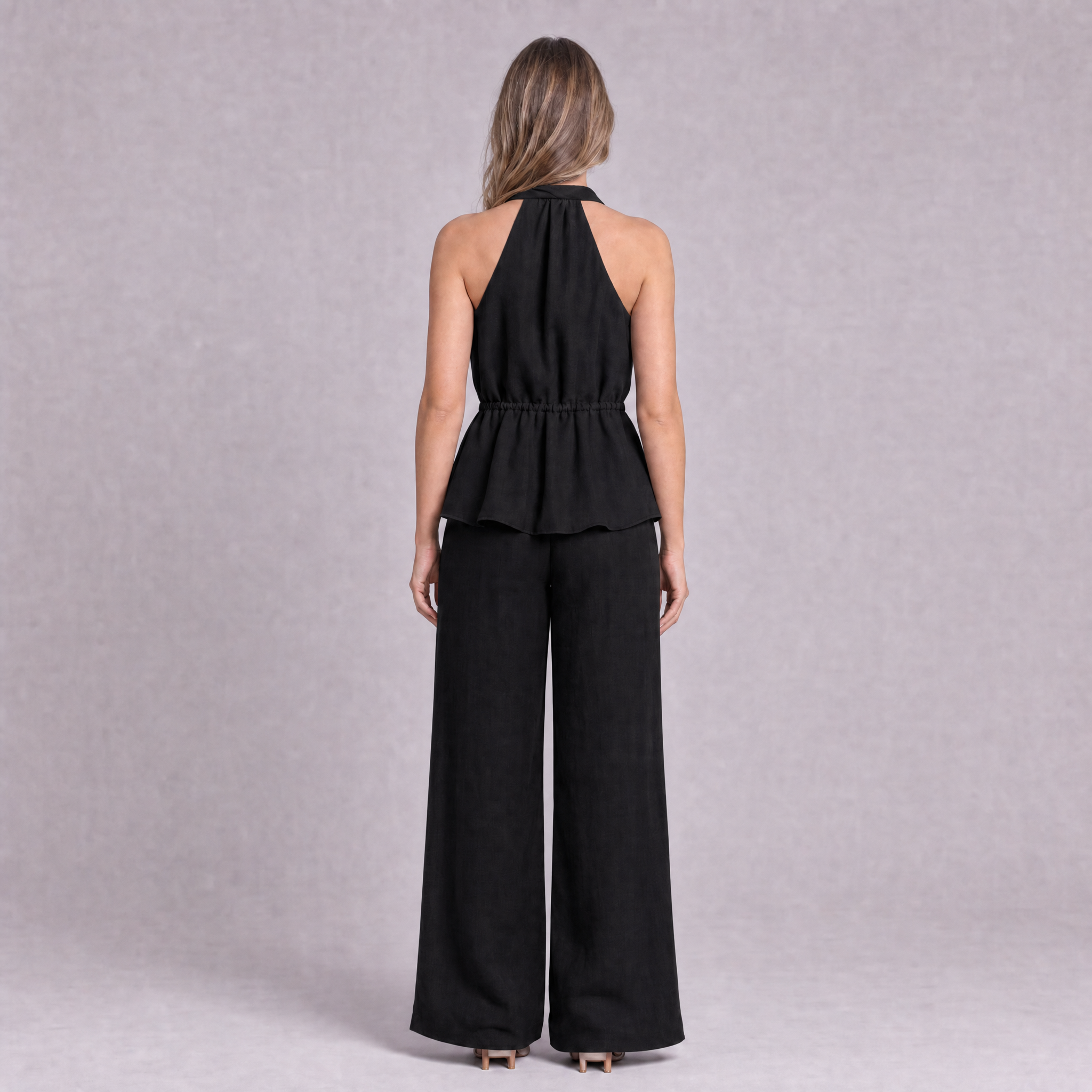 Linen Halter Neck Top — Ratń Swamini · view 4