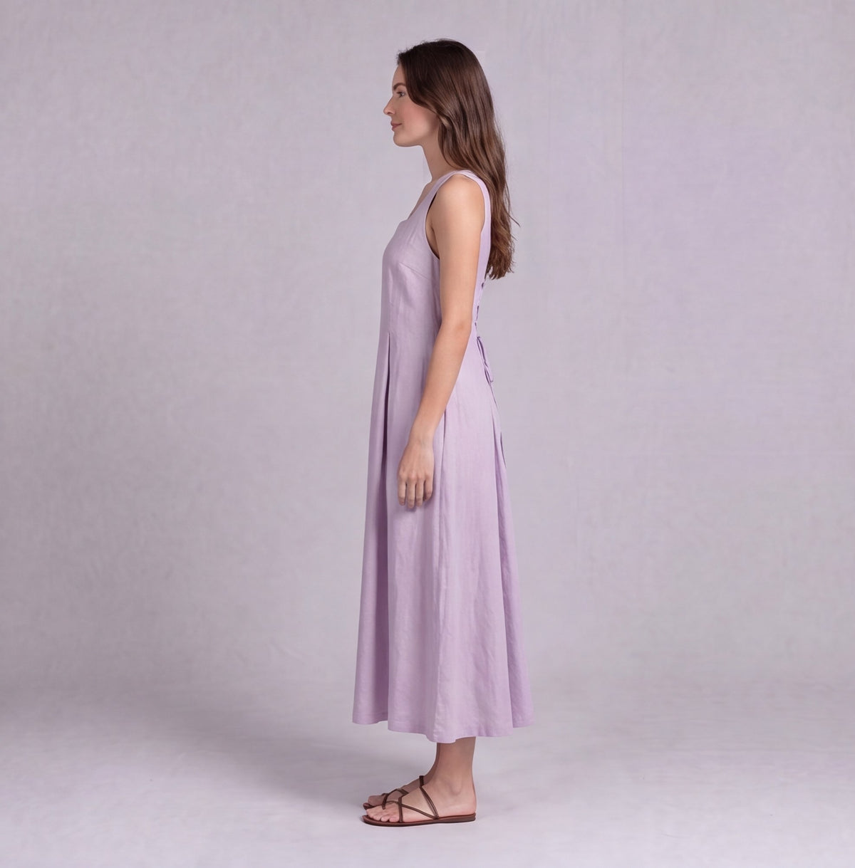 Linen Pleated Midi Dress — Ratń Swamini · view 4
