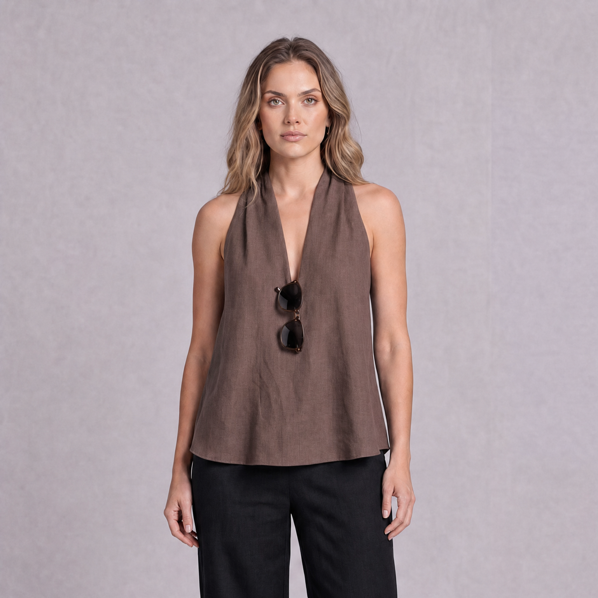 Linen Halter Neck Top in Burntwood, Ratń Swamini