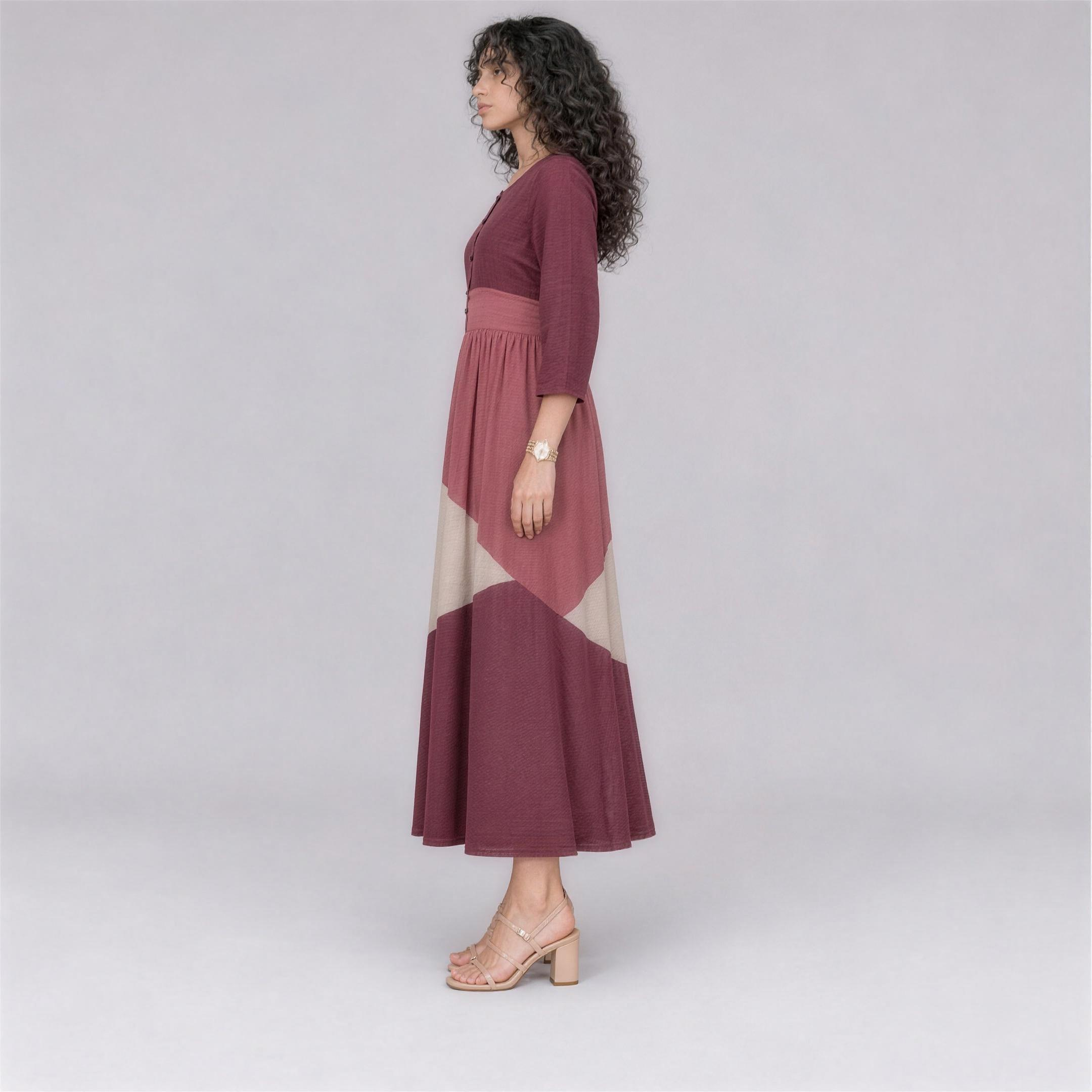 Linen Colour-Block Tiered Midi Dress in Rosewood, Ratń Swamini, side view