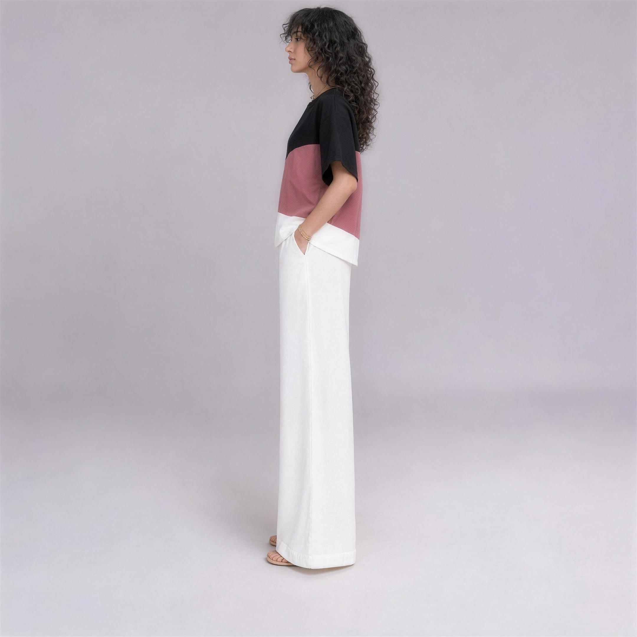 Linen Wave Colour-Block Top in Nightfall, Ratń Swamini, side view