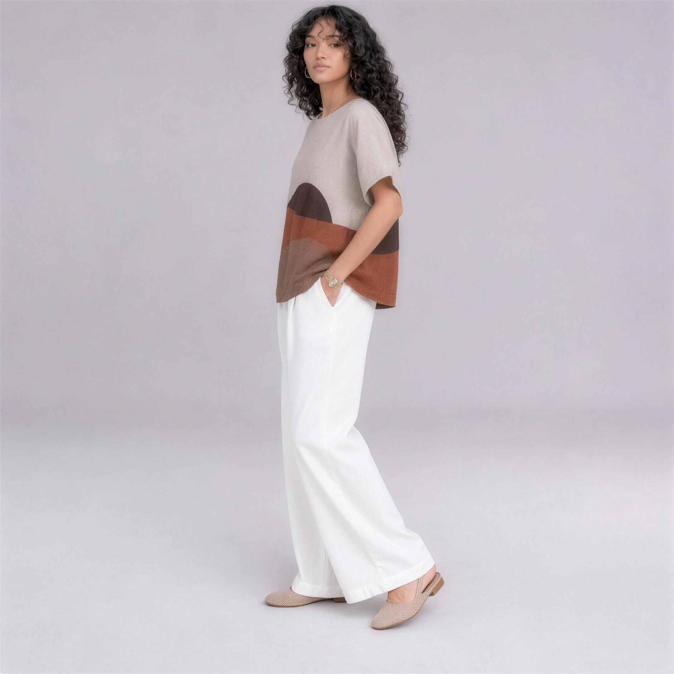 Linen Wave Colour-Block Top in Sahara, Ratń Swamini, side view