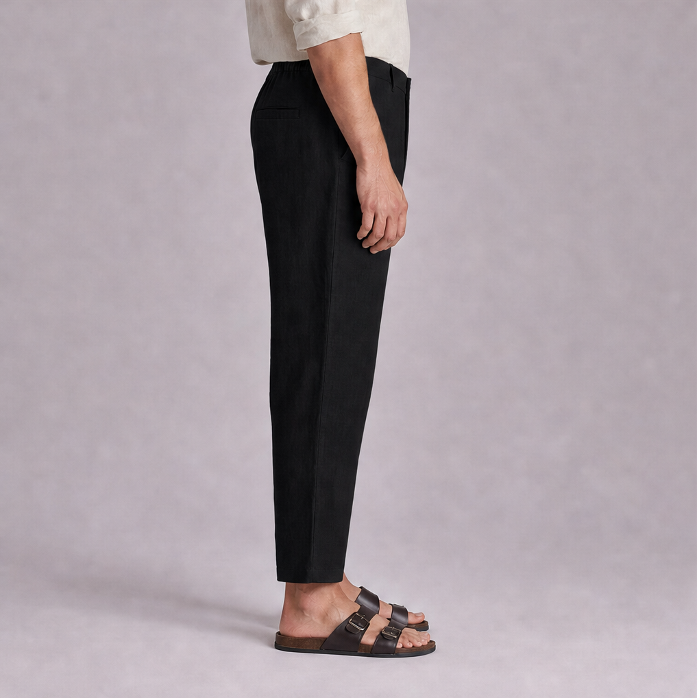 Black linen trouser side view, Ratń Swamini